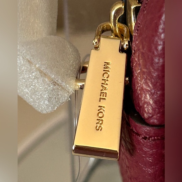 NWT! Michael Kors Bryant Leather Bag Charm - Picture 4 of 10